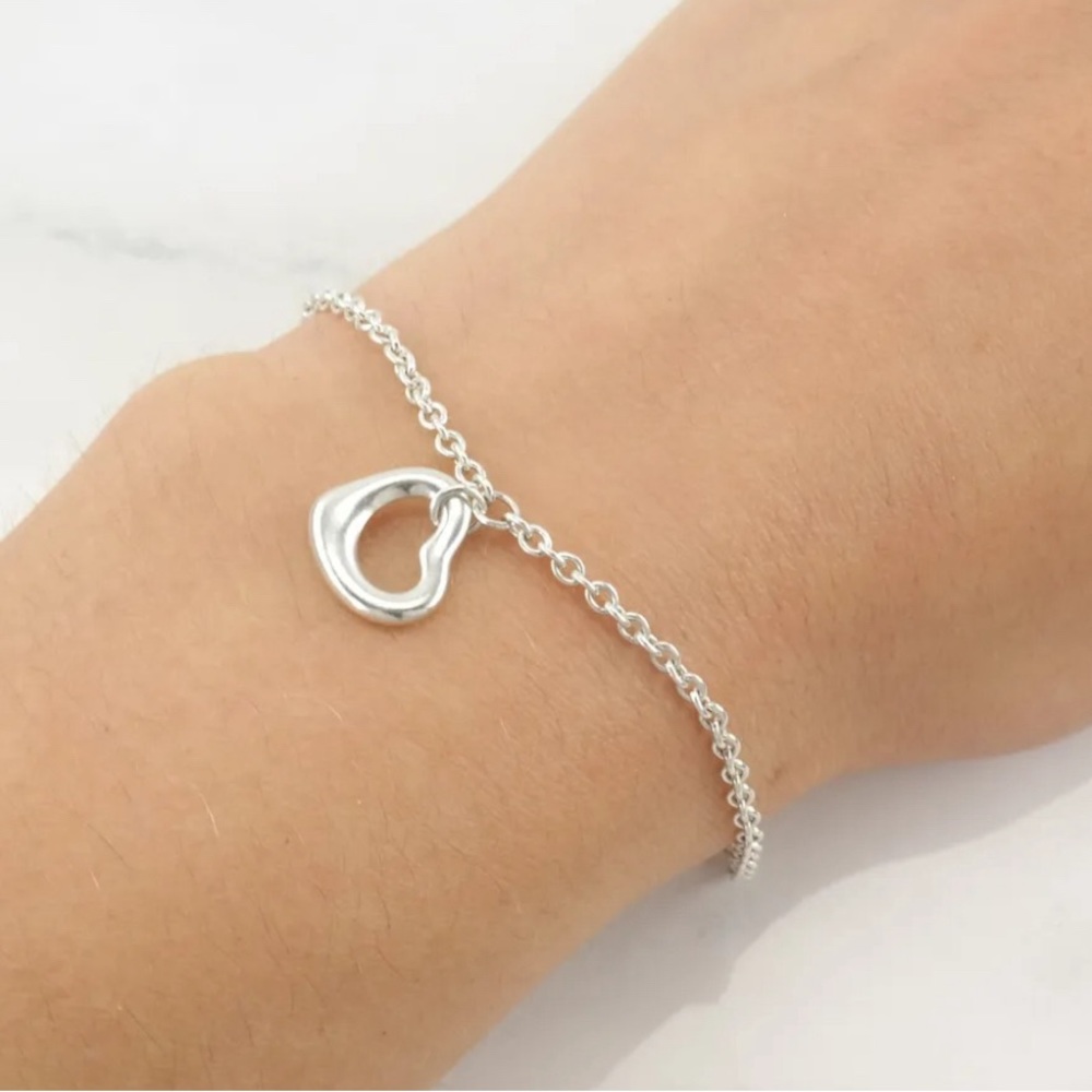 Tiffany & Co. Sterling Silver Chain Heart Bracelet Peretti - Picture 10 of 10